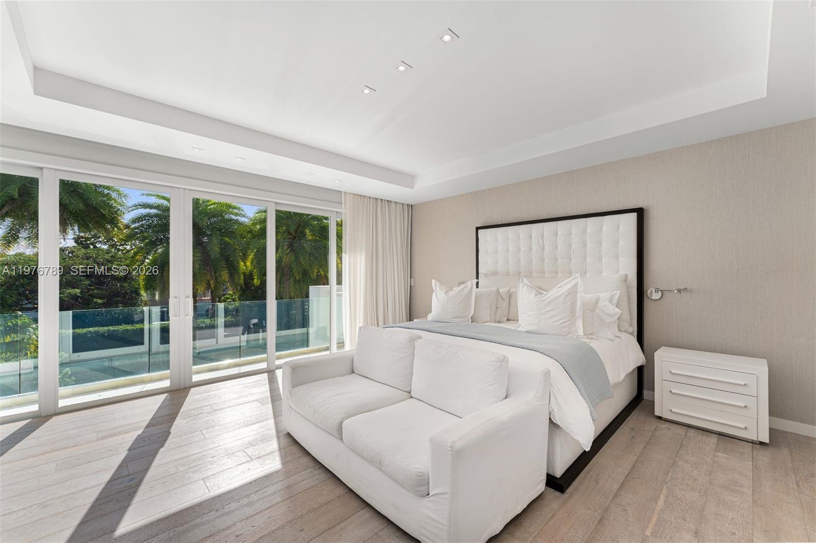 741 Harbor Dr, Key Biscayne FL 33149