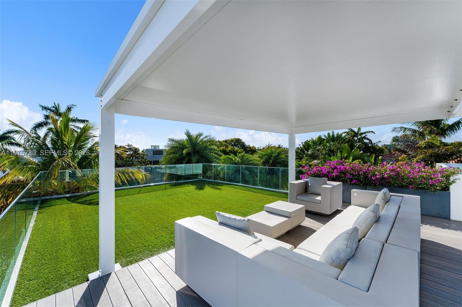 741 Harbor Dr, Key Biscayne FL 33149