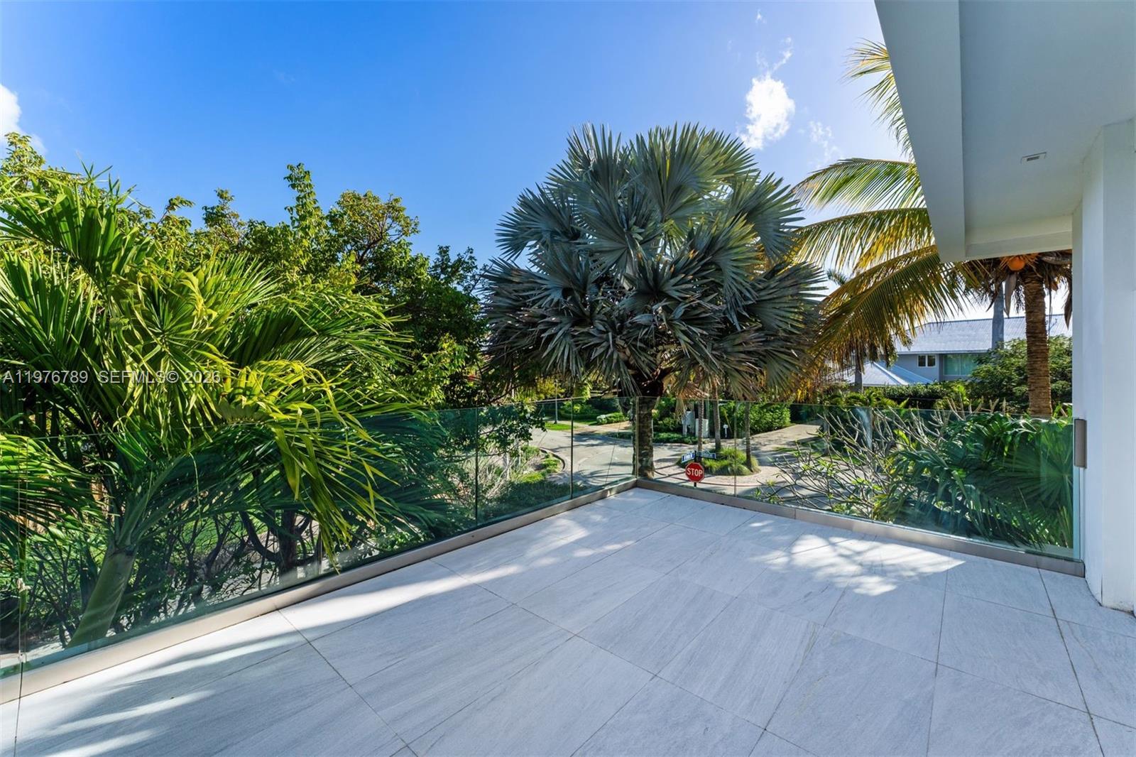 741 Harbor Dr, Key Biscayne FL 33149