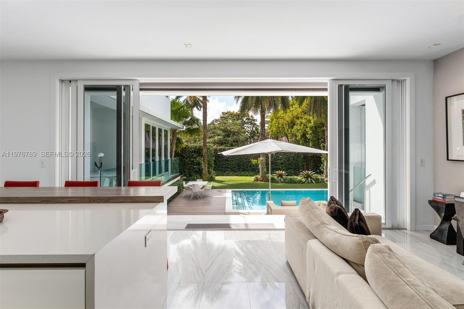 741 Harbor Dr, Key Biscayne FL 33149