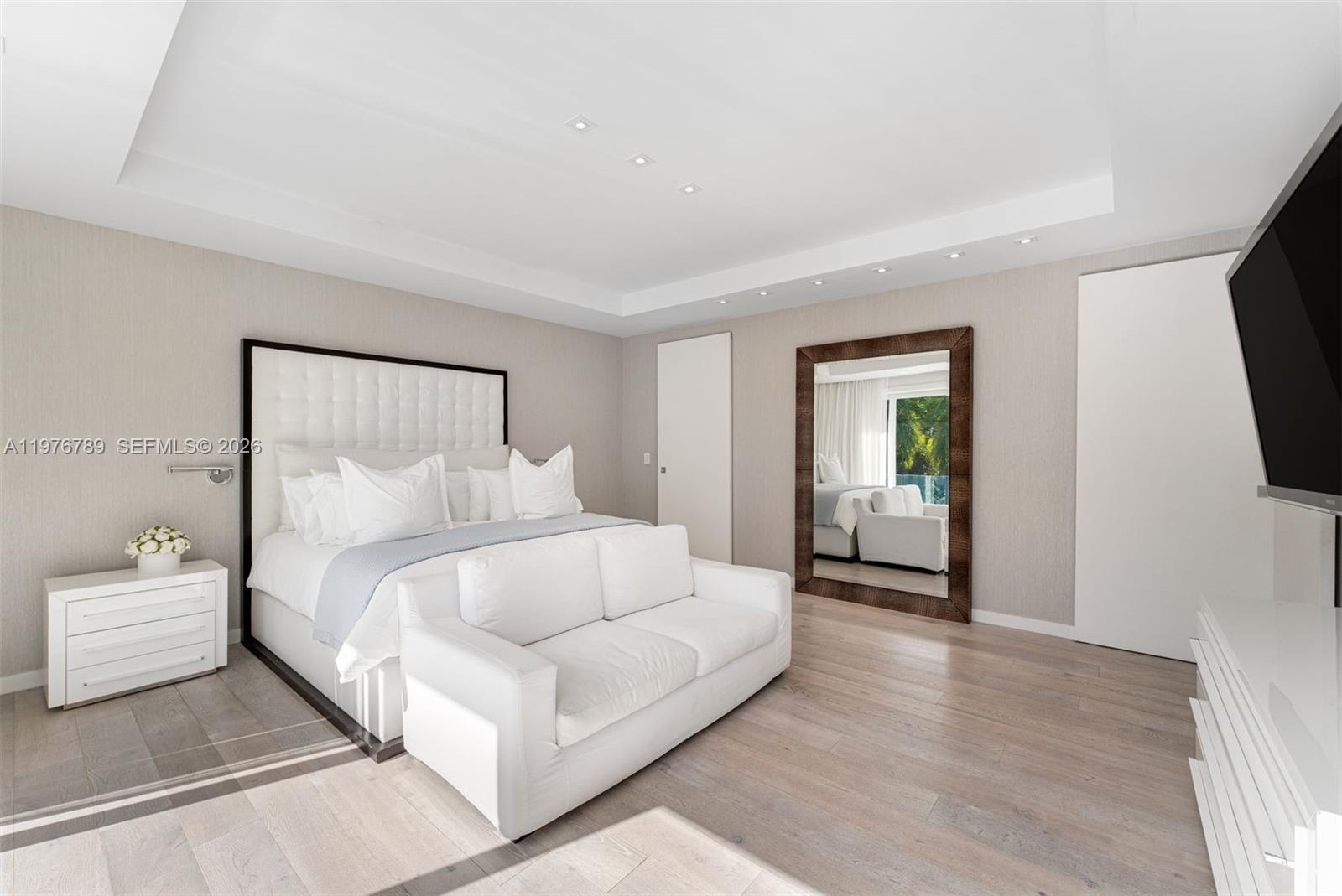 741 Harbor Dr, Key Biscayne FL 33149