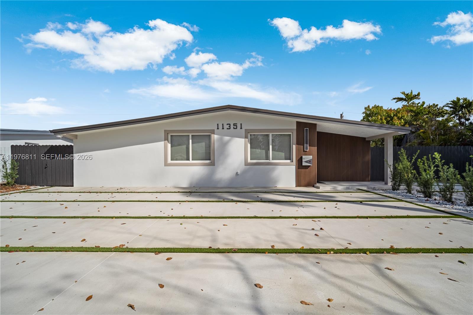 11351 SW 52nd Ter, Miami FL 33165
