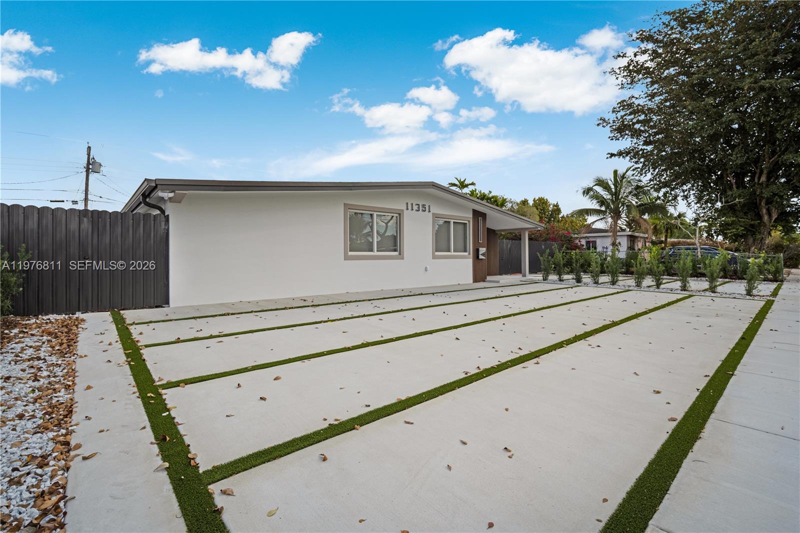 11351 SW 52nd Ter, Miami FL 33165
