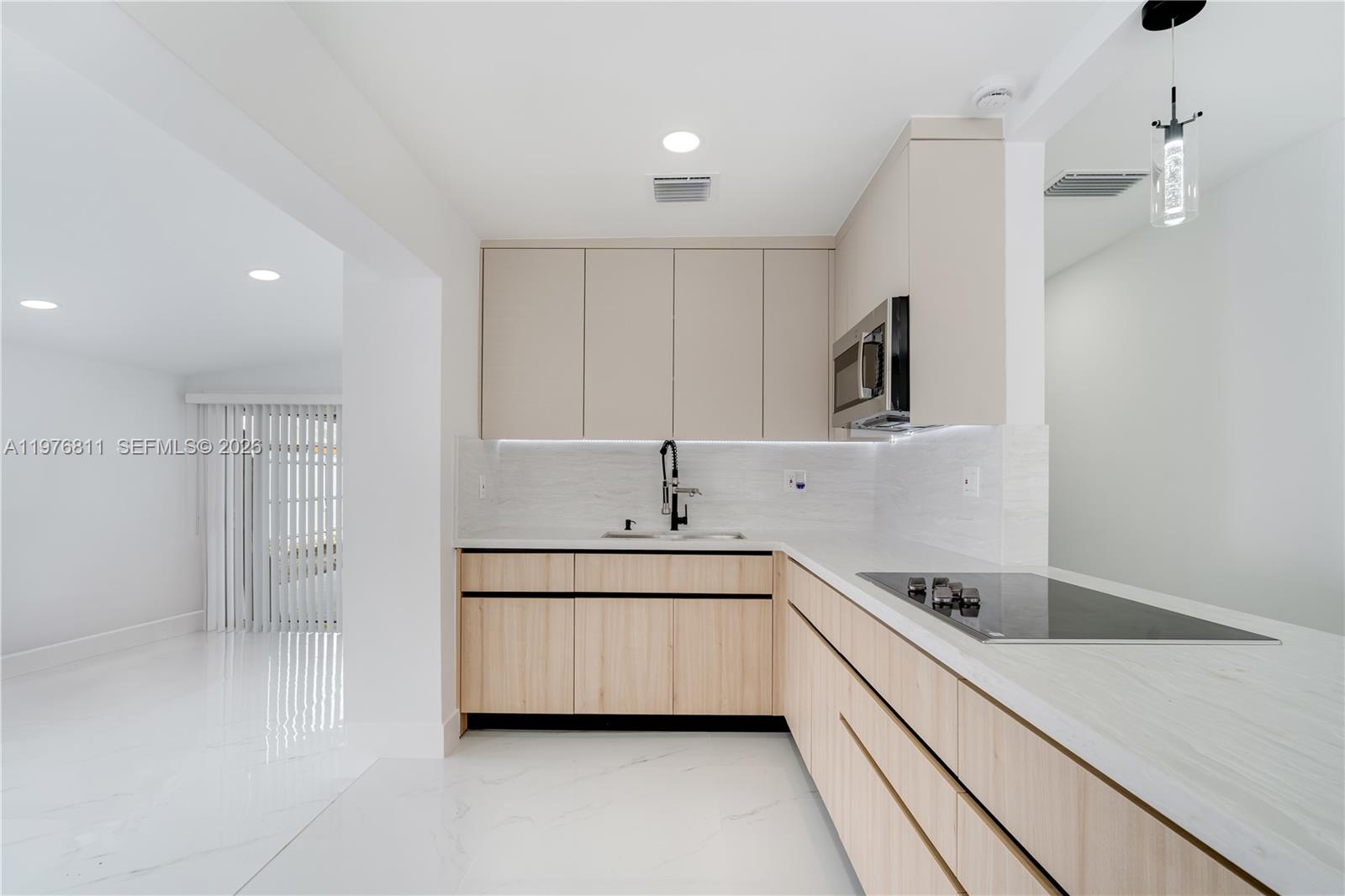 11351 SW 52nd Ter, Miami FL 33165