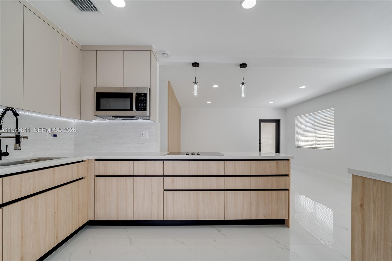 11351 SW 52nd Ter, Miami FL 33165