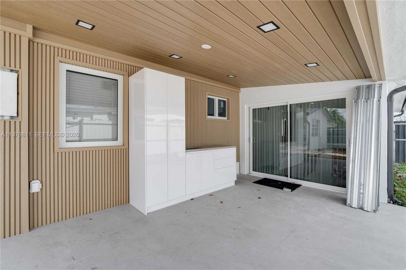 11351 SW 52nd Ter, Miami FL 33165