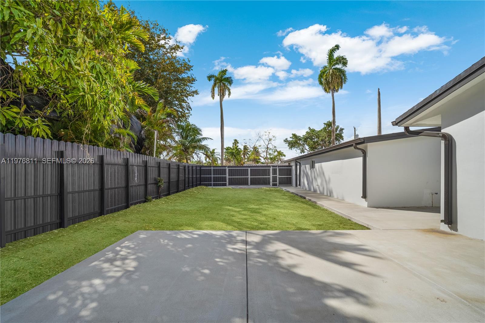 11351 SW 52nd Ter, Miami FL 33165