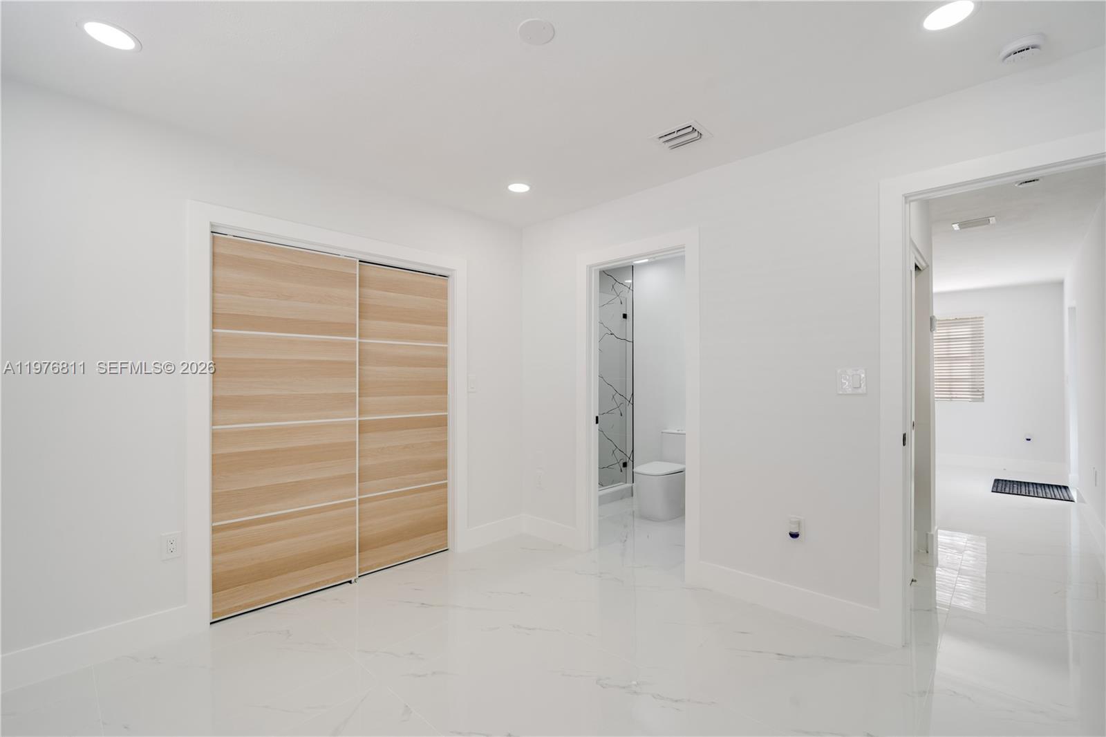 11351 SW 52nd Ter, Miami FL 33165