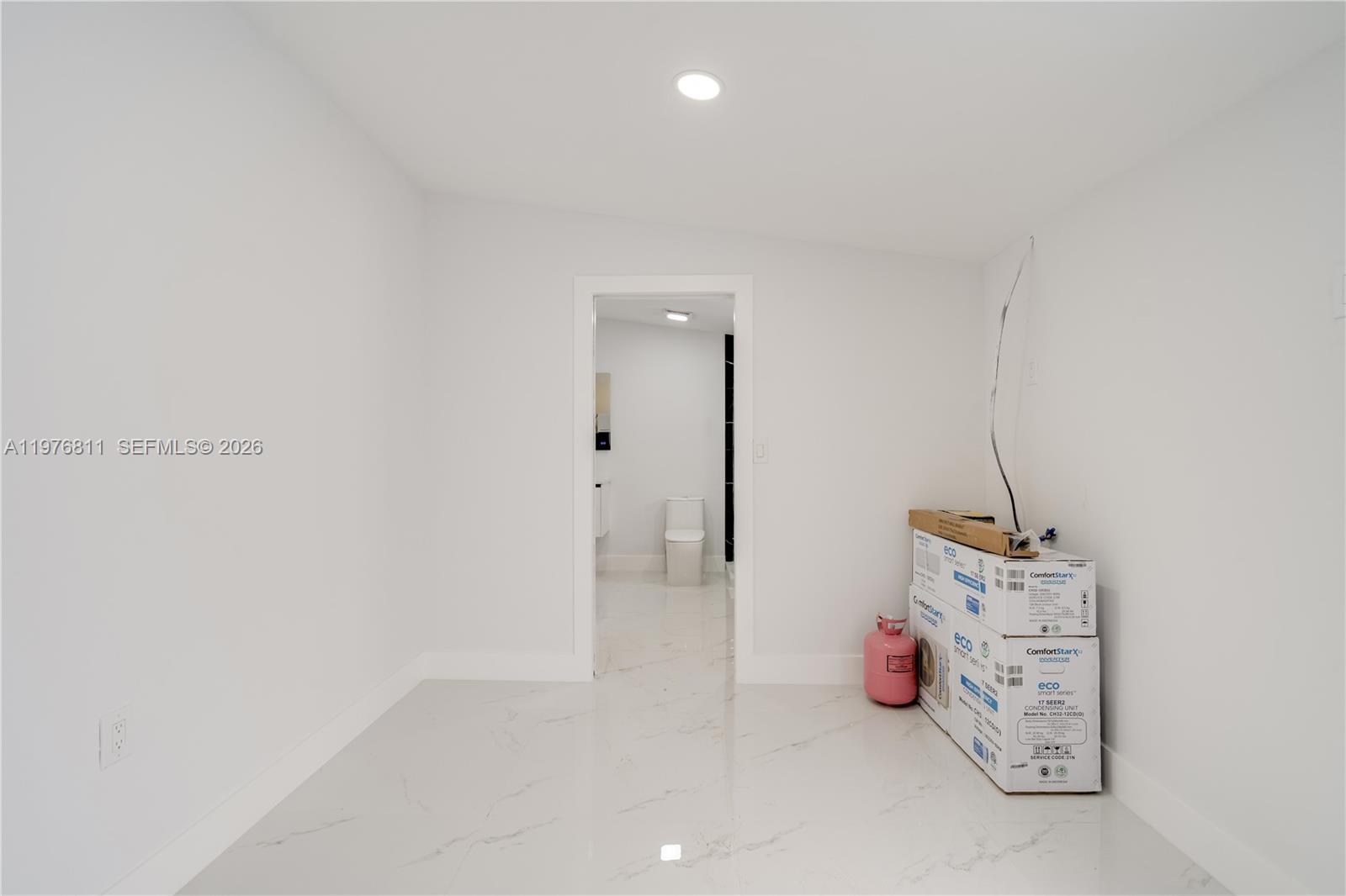 11351 SW 52nd Ter, Miami FL 33165