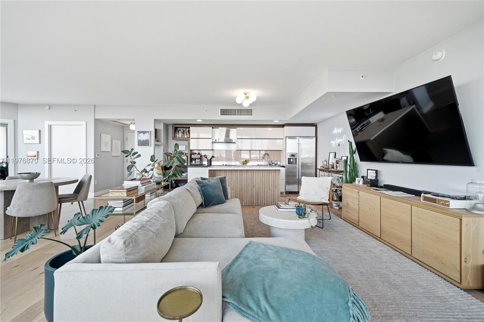 2155 Washington Ct #507, Miami Beach FL 33139