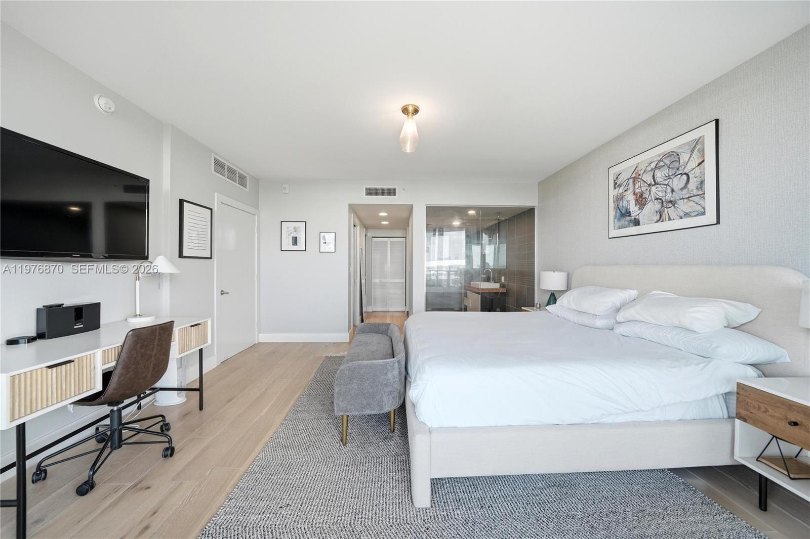 2155 Washington Ct #507, Miami Beach FL 33139