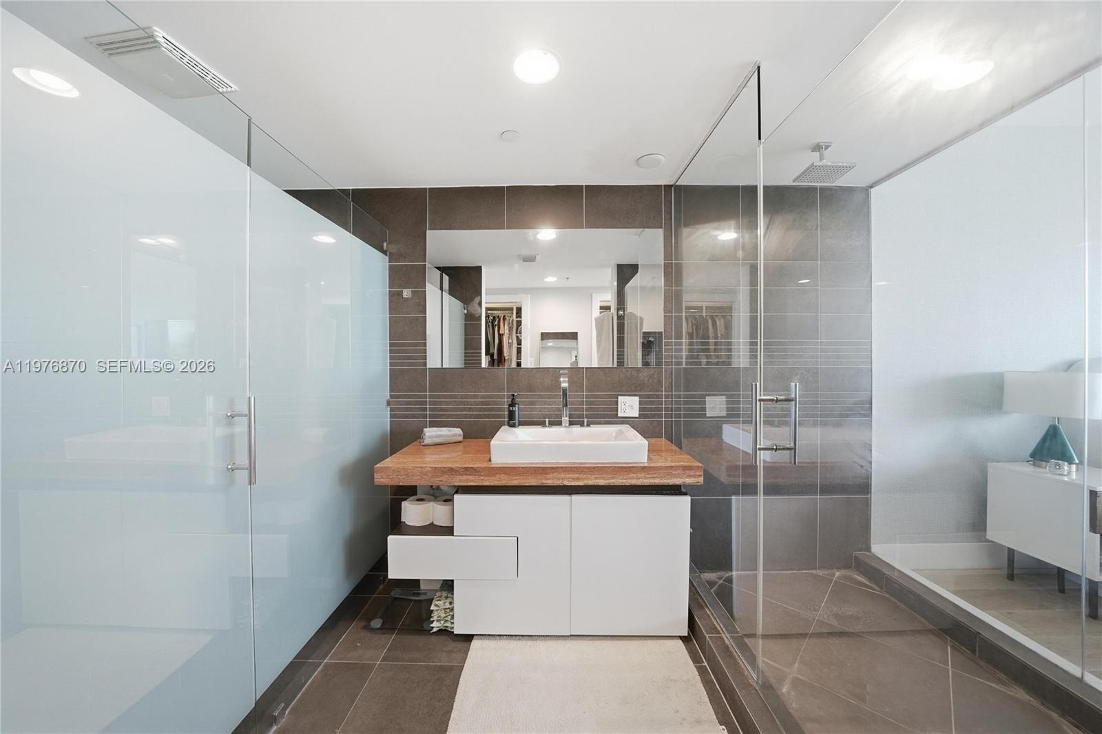 2155 Washington Ct #507, Miami Beach FL 33139