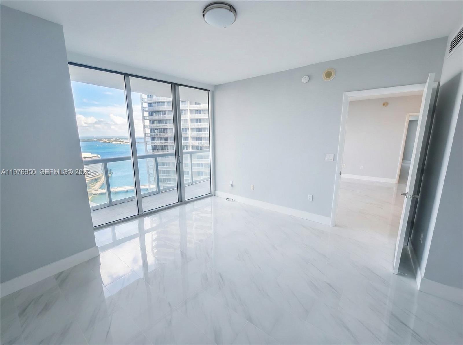 475 Brickell Ave #3407, Miami FL 33131