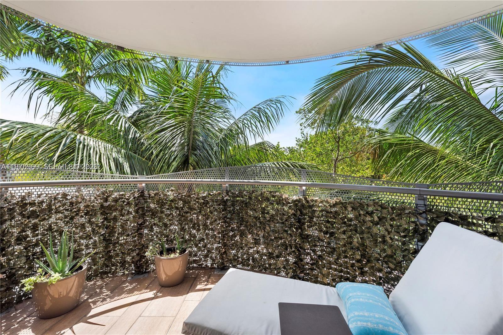 2155 Washington Ct #309, Miami Beach FL 33139