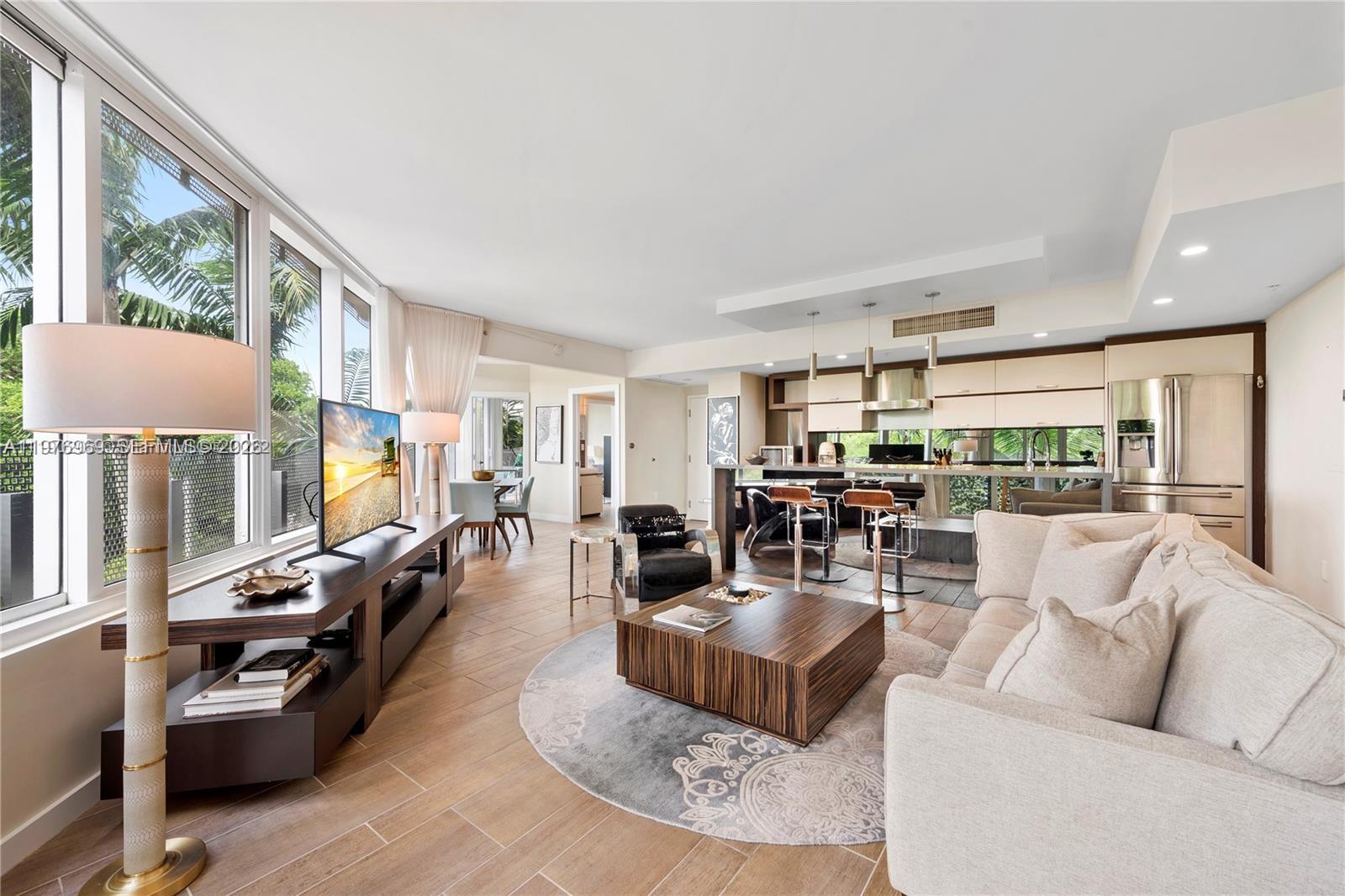 2155 Washington Ct #309, Miami Beach FL 33139