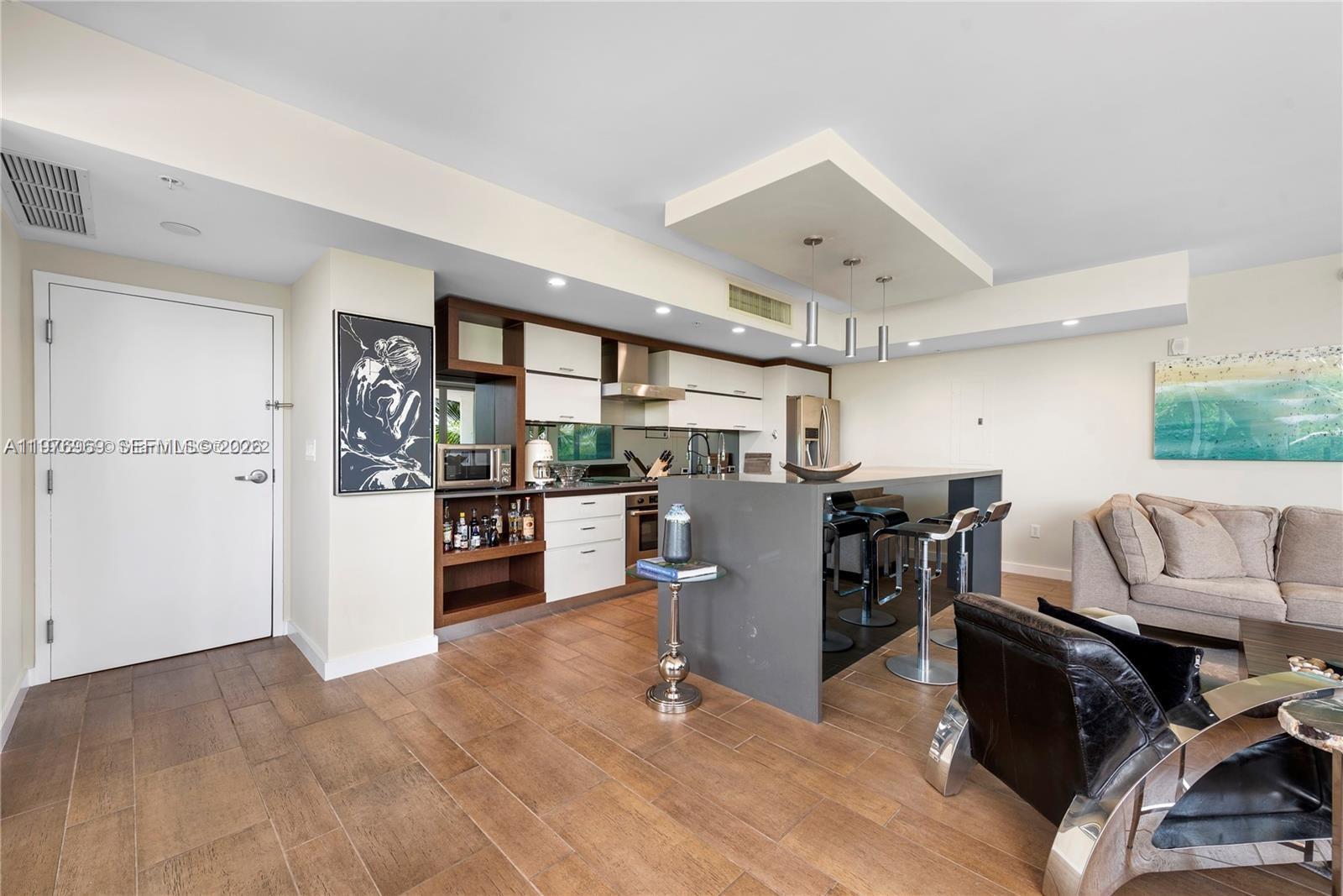 2155 Washington Ct #309, Miami Beach FL 33139