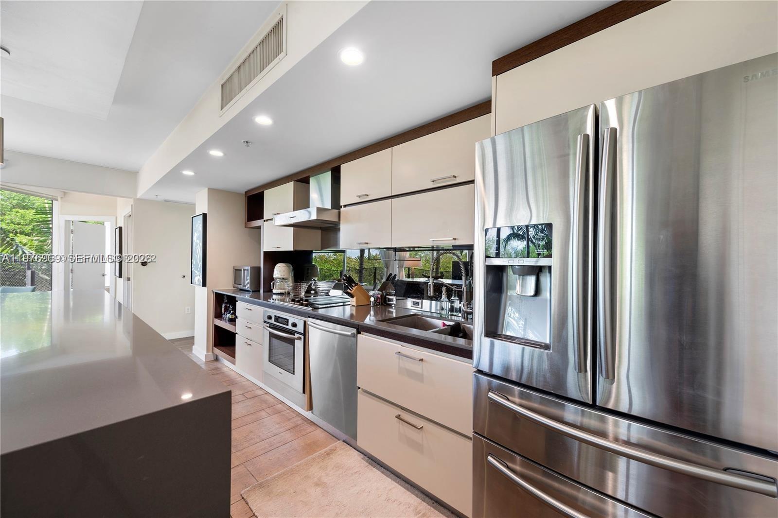 2155 Washington Ct #309, Miami Beach FL 33139