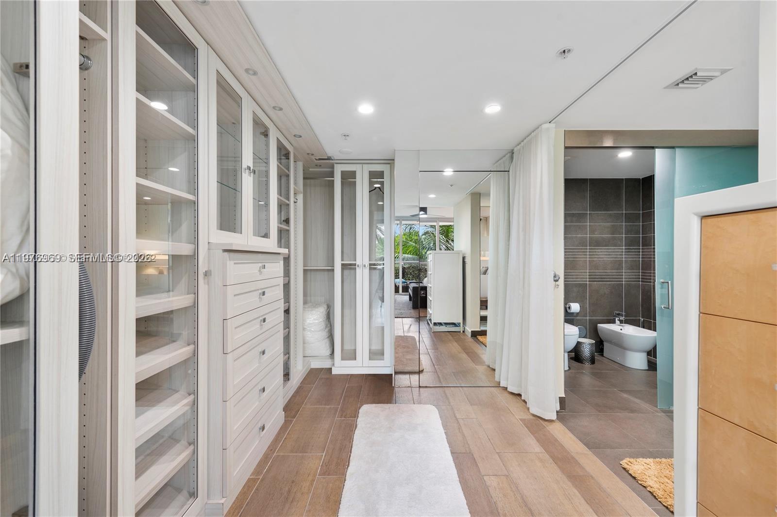 2155 Washington Ct #309, Miami Beach FL 33139