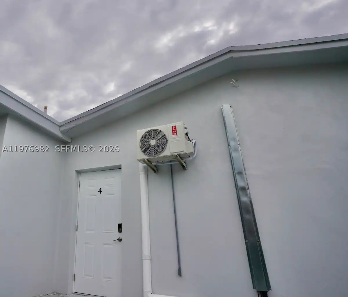 1647 NW 29th Ave, Miami FL 33125