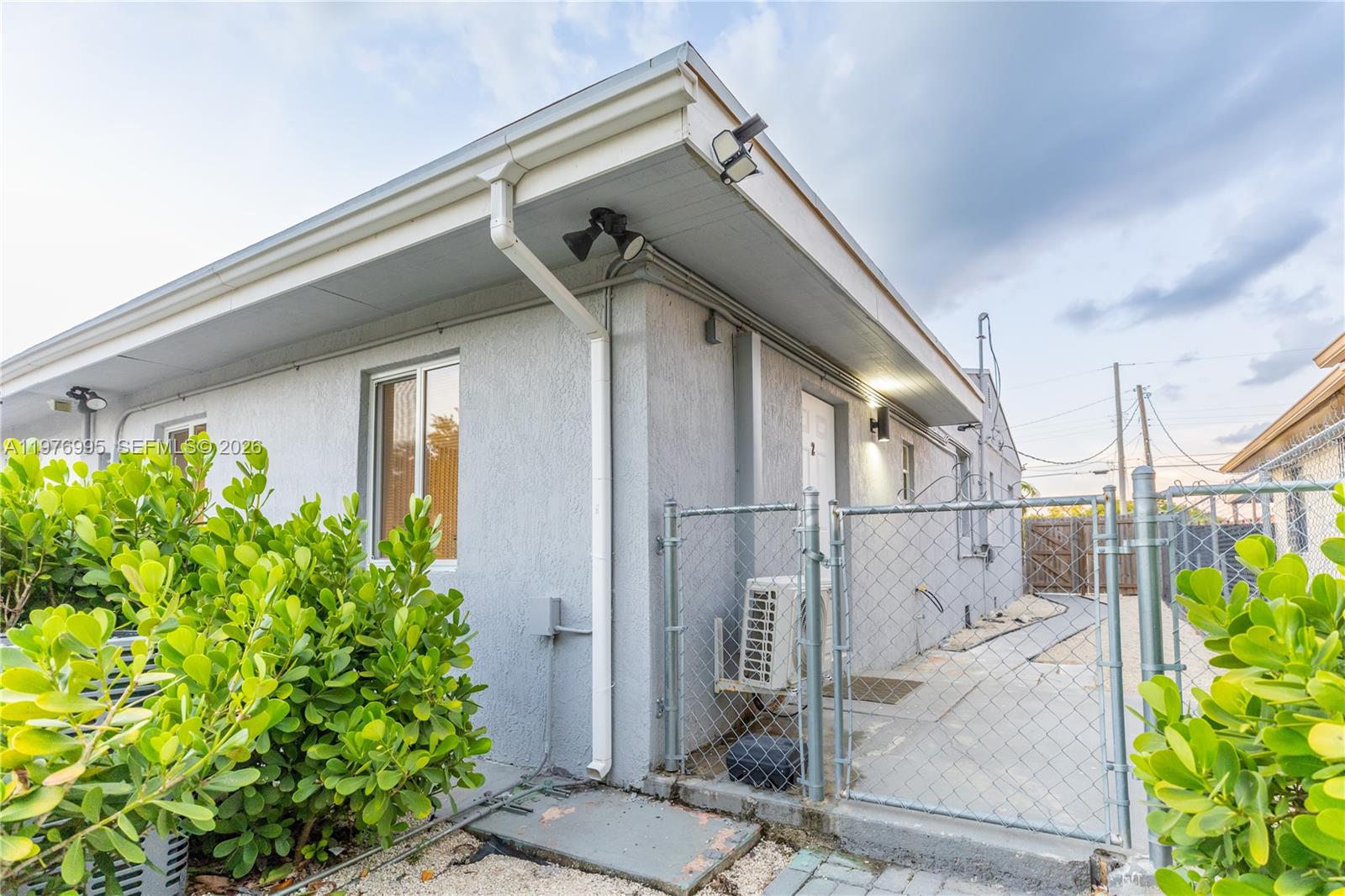1836 NW 16th Ter, Miami FL 33125