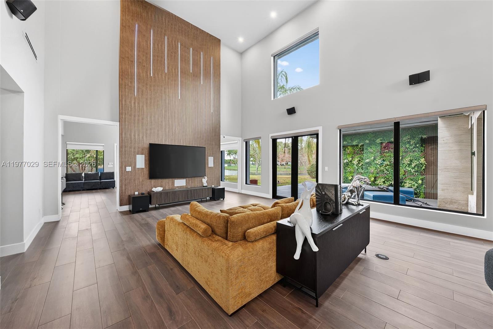 3560 Paddock Rd, Weston FL 33331