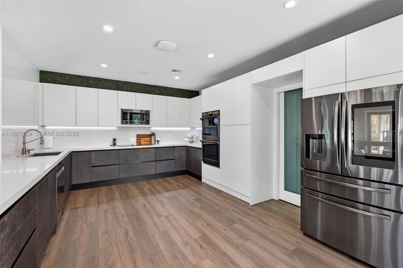 3560 Paddock Rd, Weston FL 33331