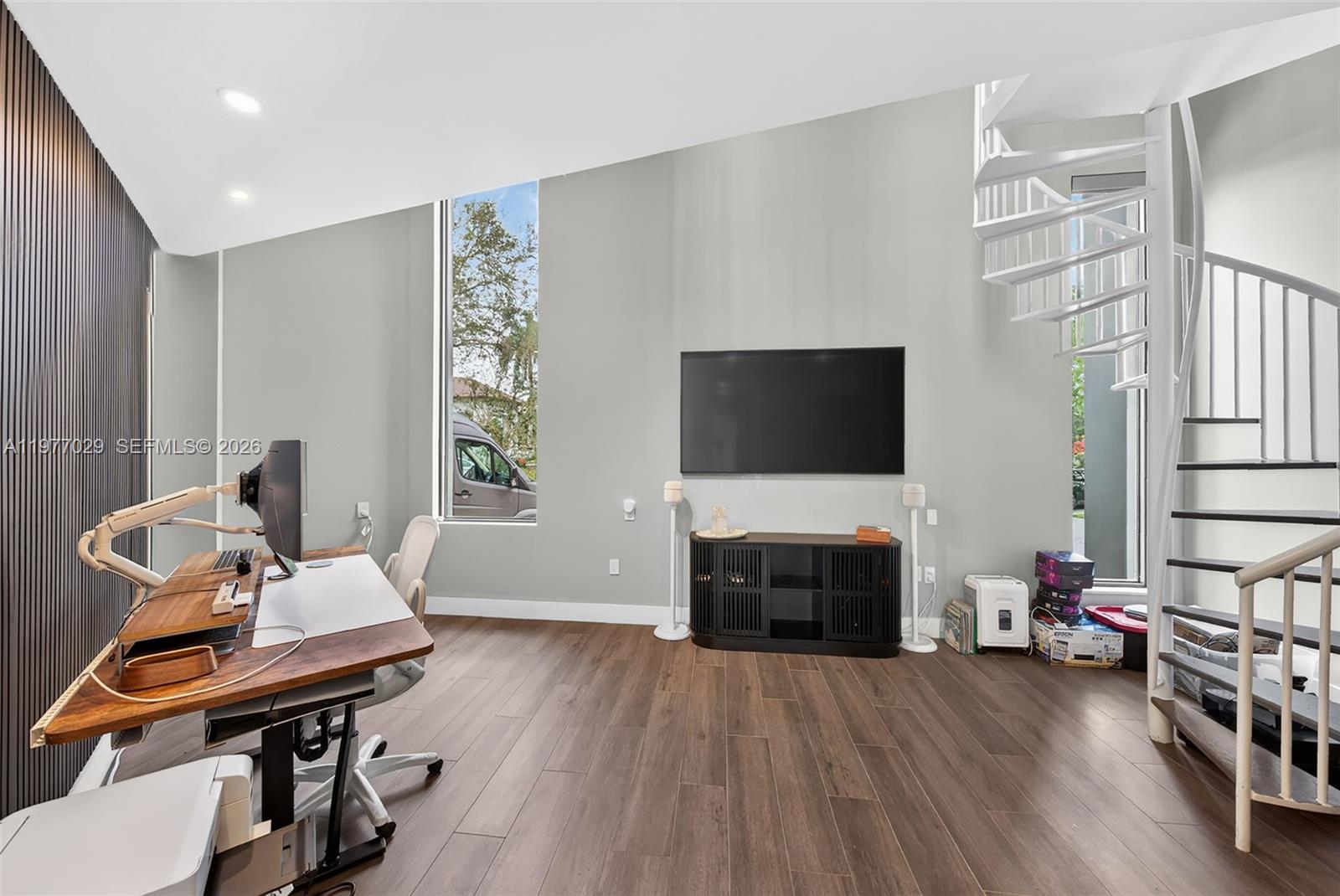 3560 Paddock Rd, Weston FL 33331