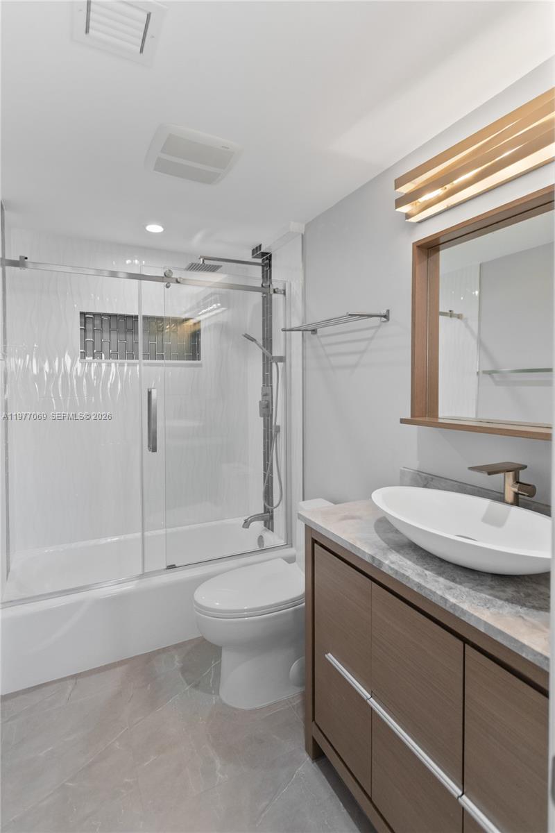 2611 N Riverside Dr #901, Pompano Beach FL 33062