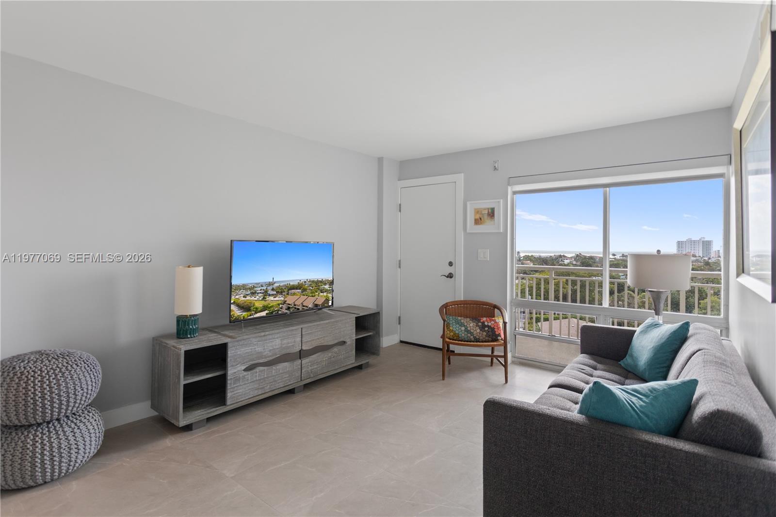 2611 N Riverside Dr #901, Pompano Beach FL 33062