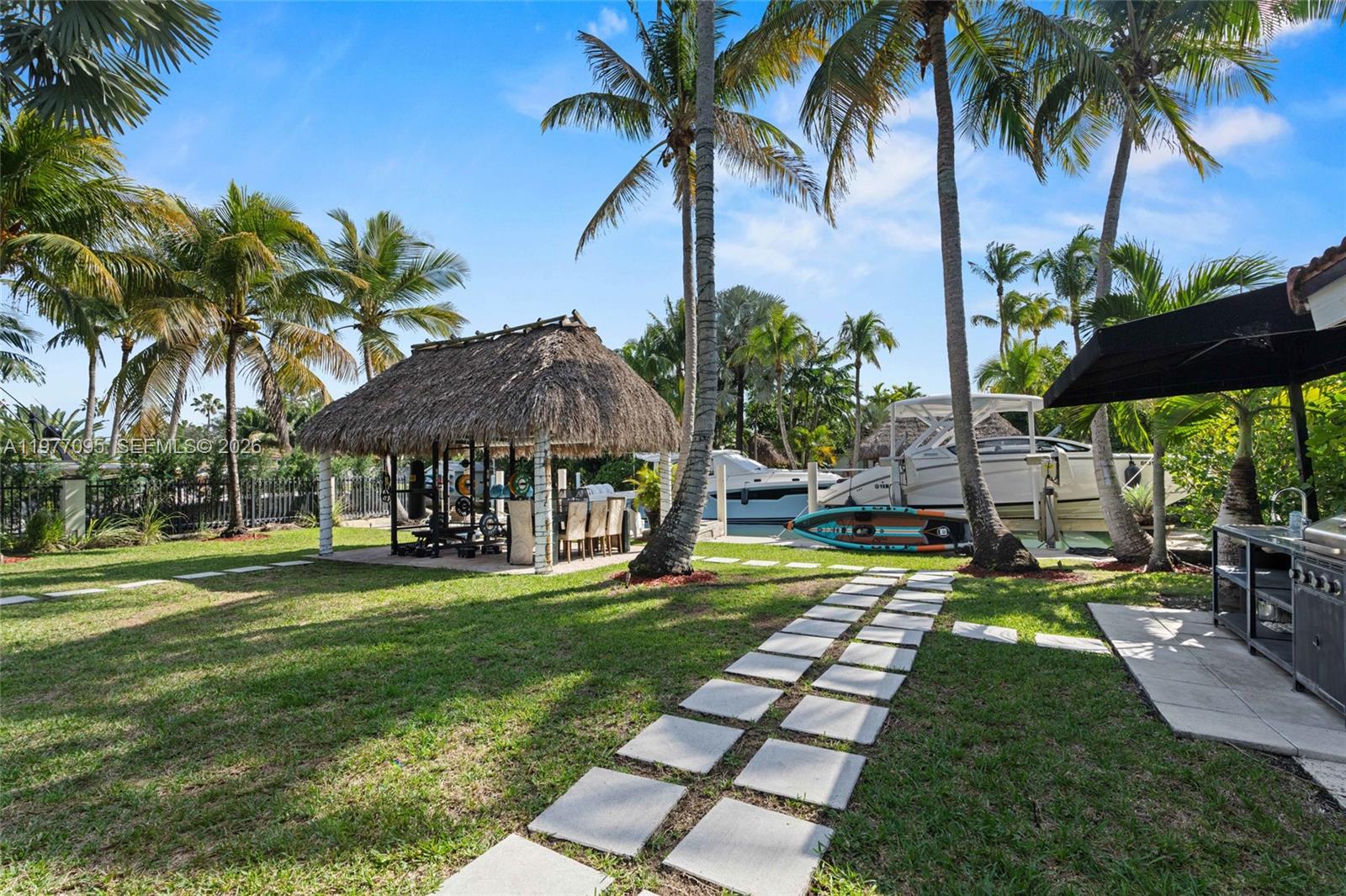1028 NE 84th St, Miami FL 33138