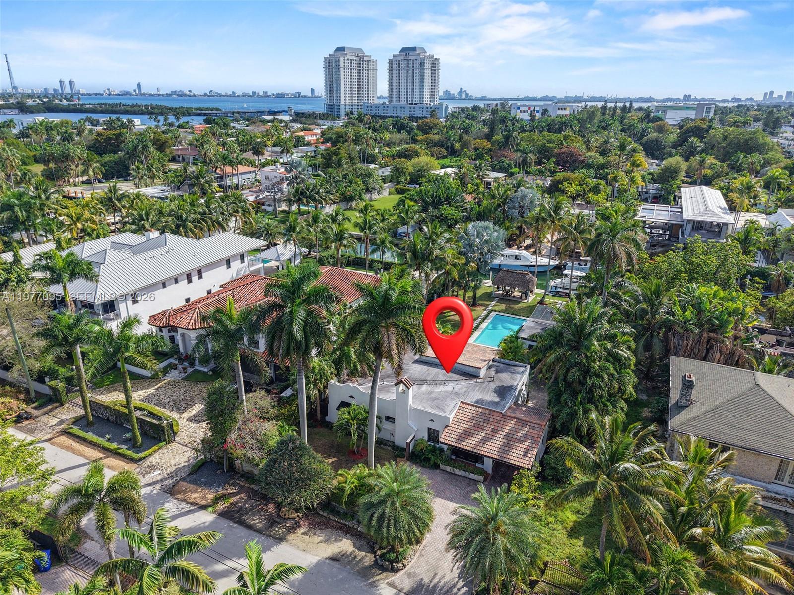 1028 NE 84th St, Miami FL 33138