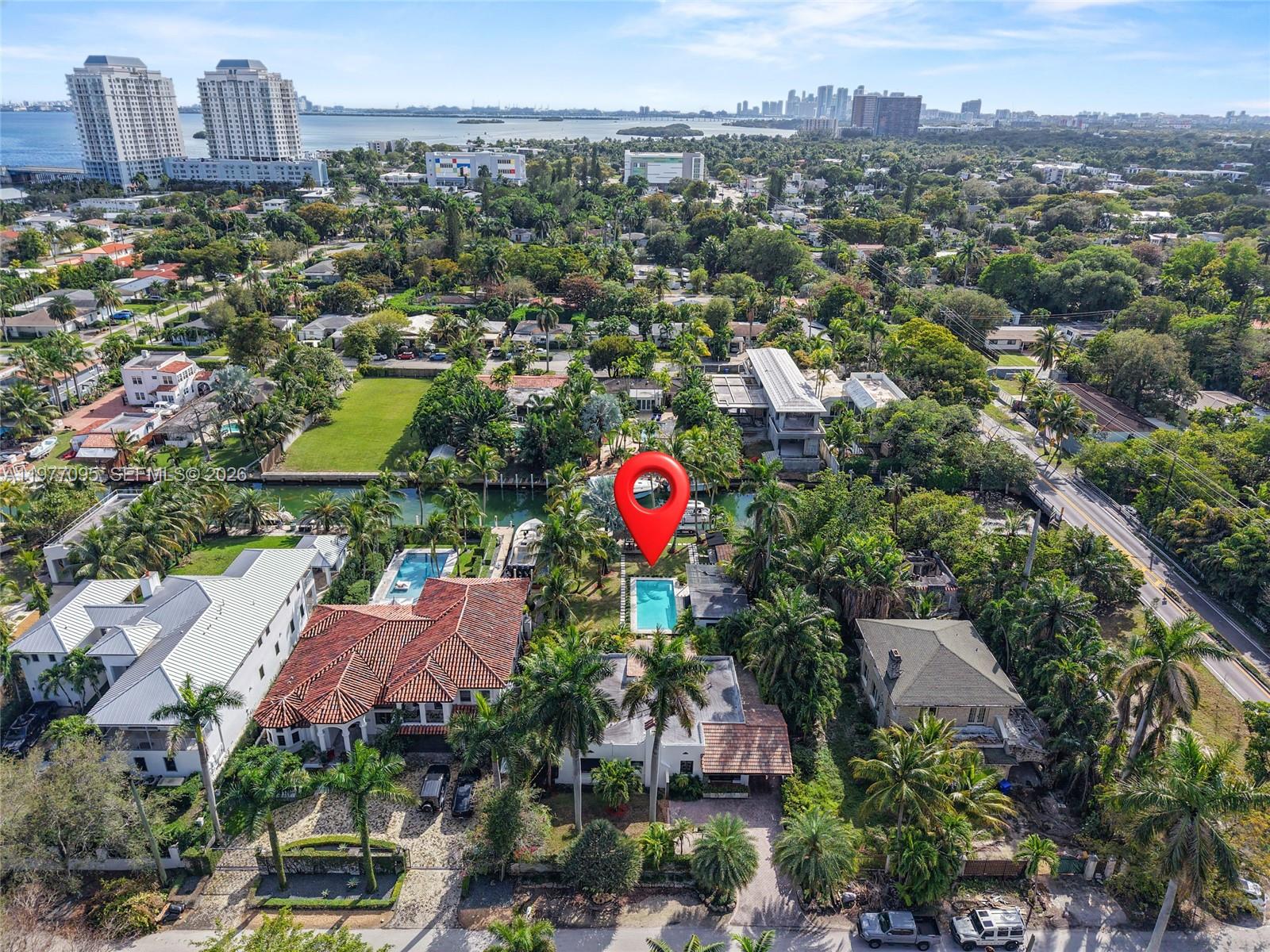 1028 NE 84th St, Miami FL 33138