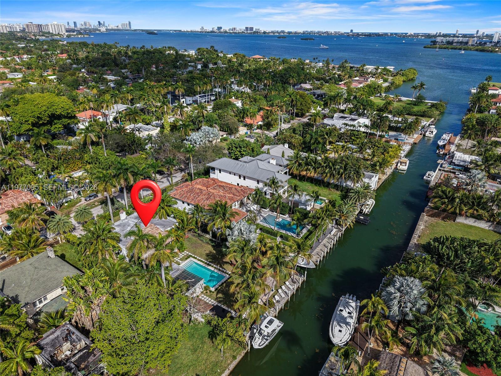 1028 NE 84th St, Miami FL 33138