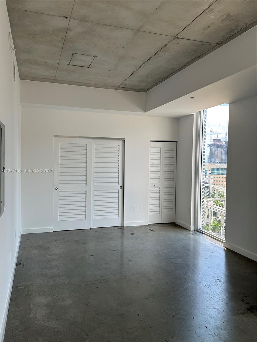 151 SE 1st St #1410, Miami FL 33131