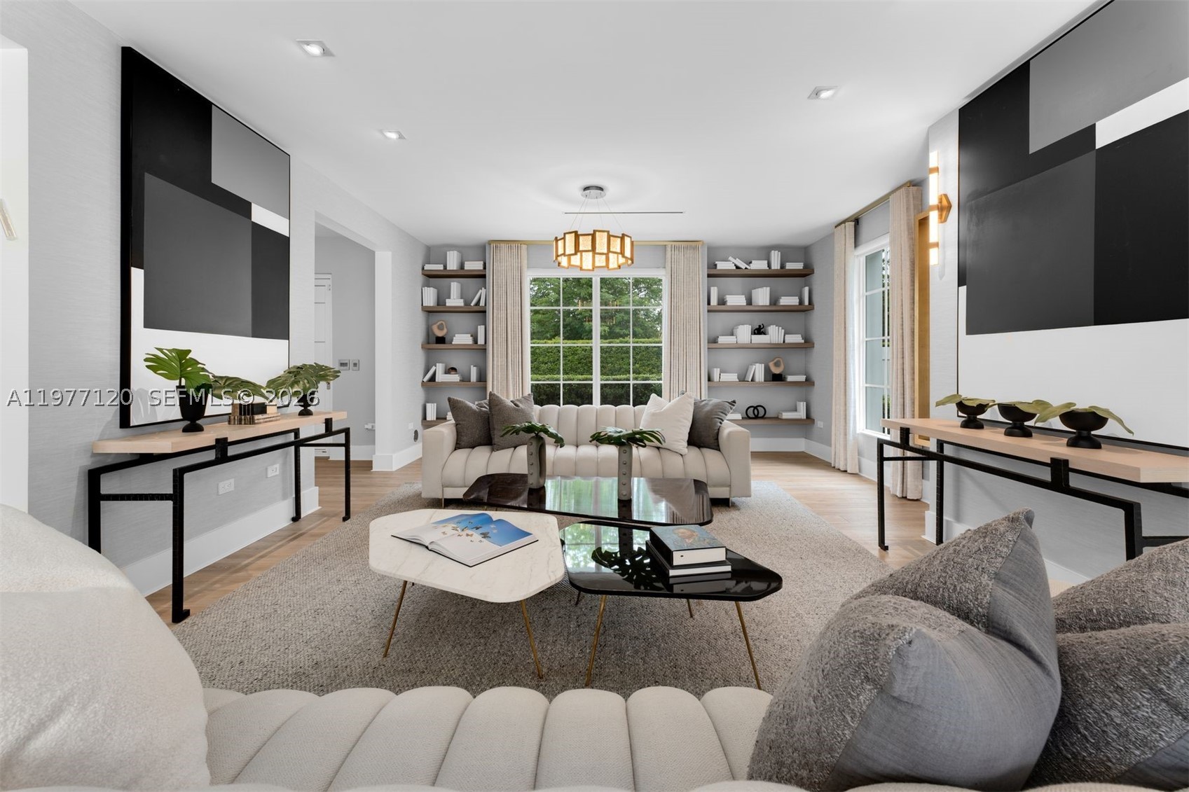 2887 Pine Tree Dr, Miami Beach FL 33140