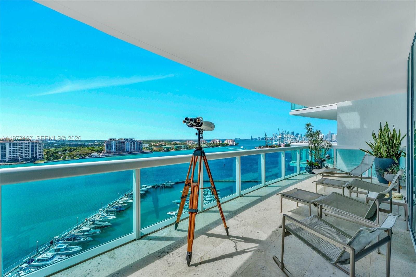 1000 S Pointe Dr #1503, Miami Beach FL 33139