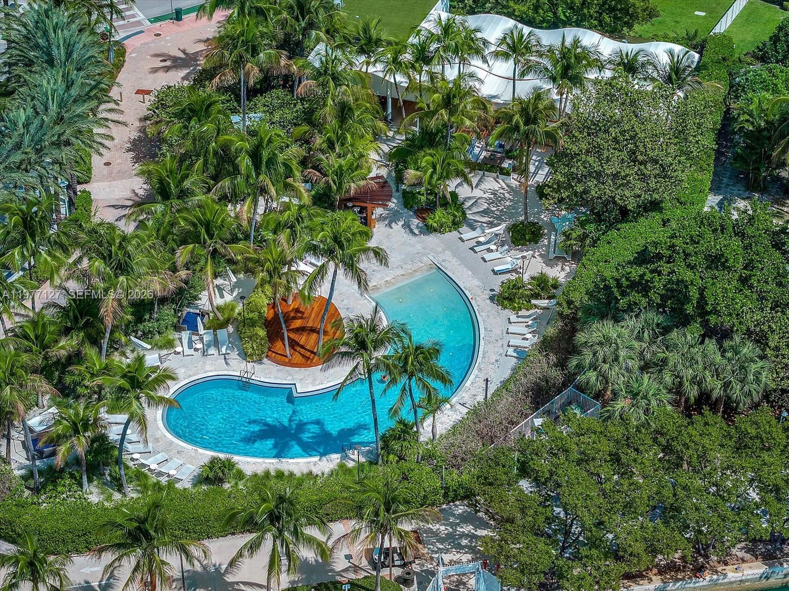 1000 S Pointe Dr #1503, Miami Beach FL 33139