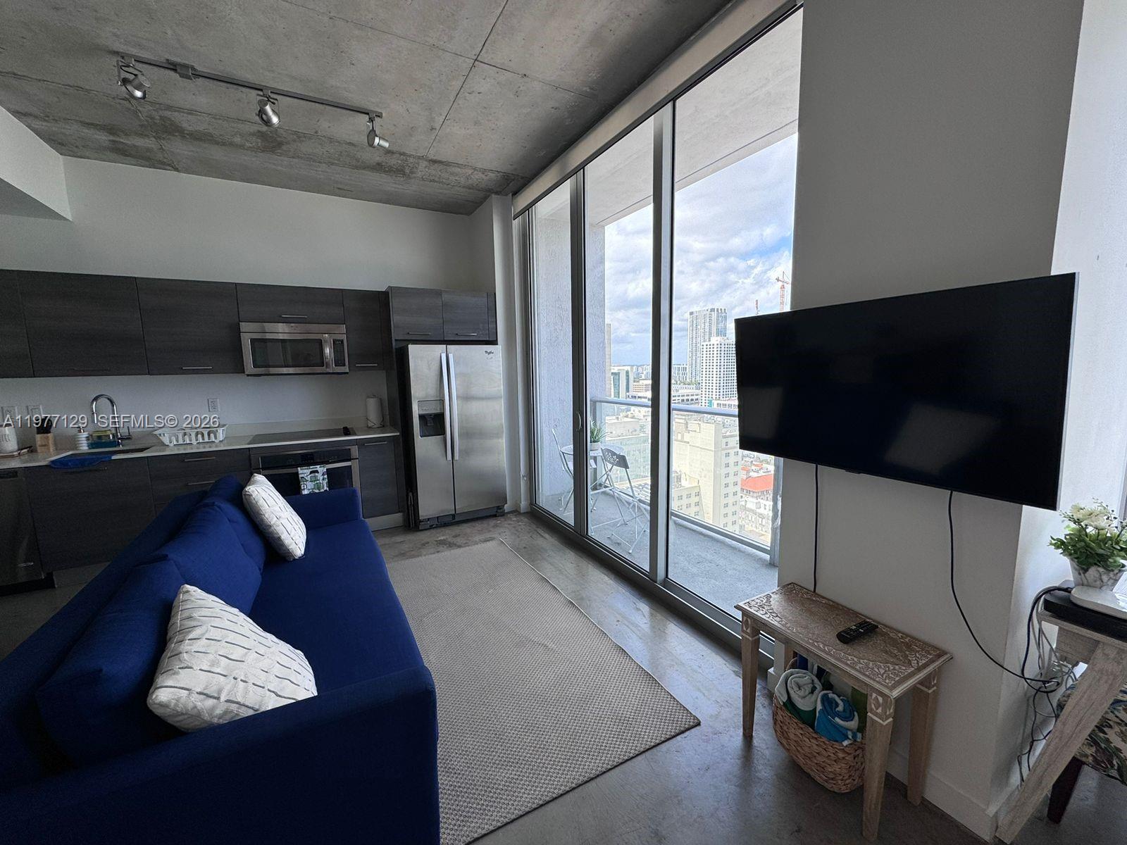 151 SE 1st St #2406, Miami FL 33131