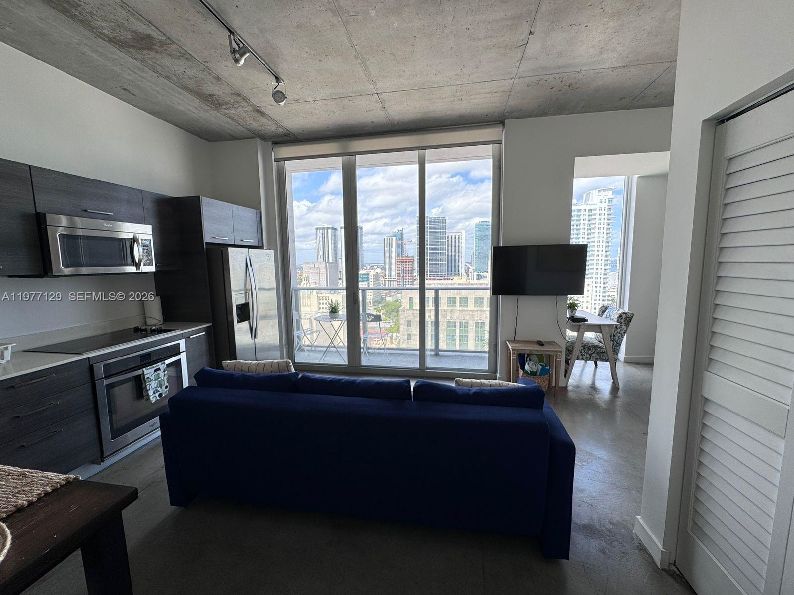 151 SE 1st St #2406, Miami FL 33131