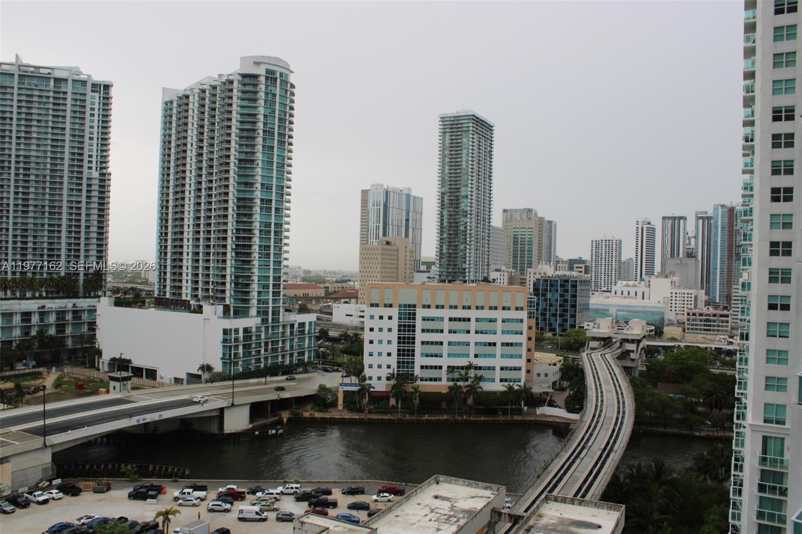 31 SE 6th St #1801, Miami FL 33131