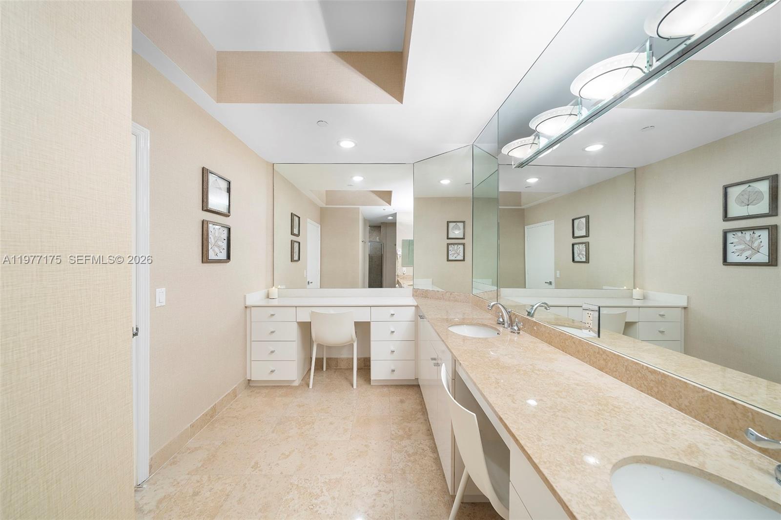 4775 Collins Ave #4005, Miami Beach FL 33140