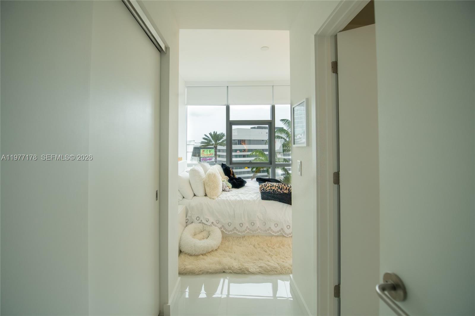 851 NE 1st Ave #811, Miami FL 33132