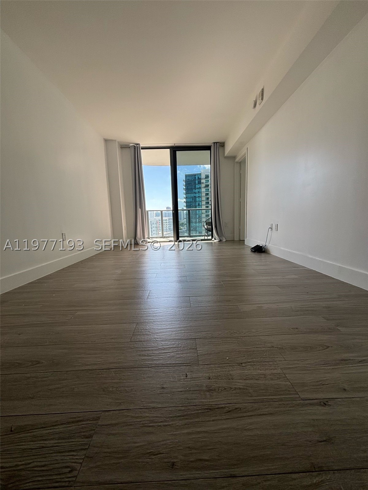 121 NE 34th St #1503, Miami FL 33137