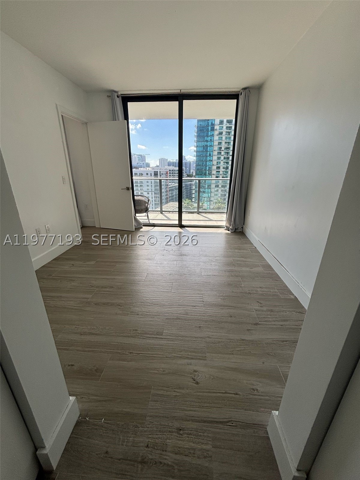 121 NE 34th St #1503, Miami FL 33137