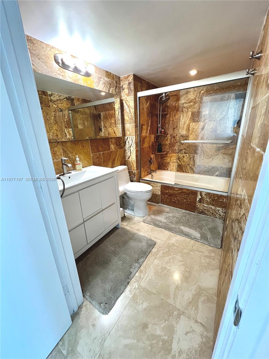 90 Alton Rd #3007, Miami Beach FL 33139