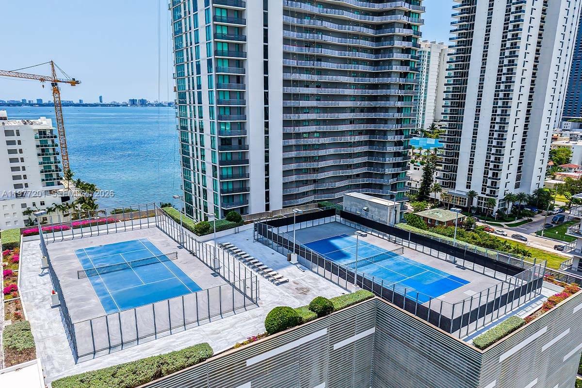 460 NE 28th St #1901, Miami FL 33137