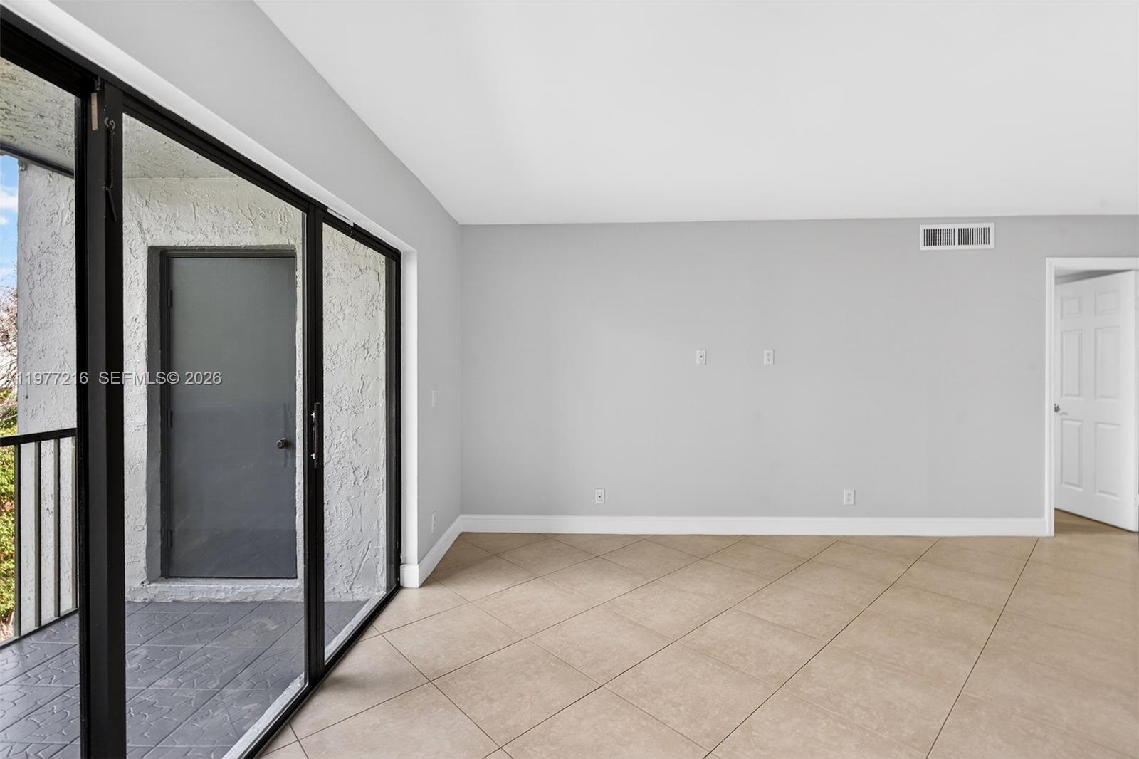 16541 Blatt Blvd #205, Weston FL 33326
