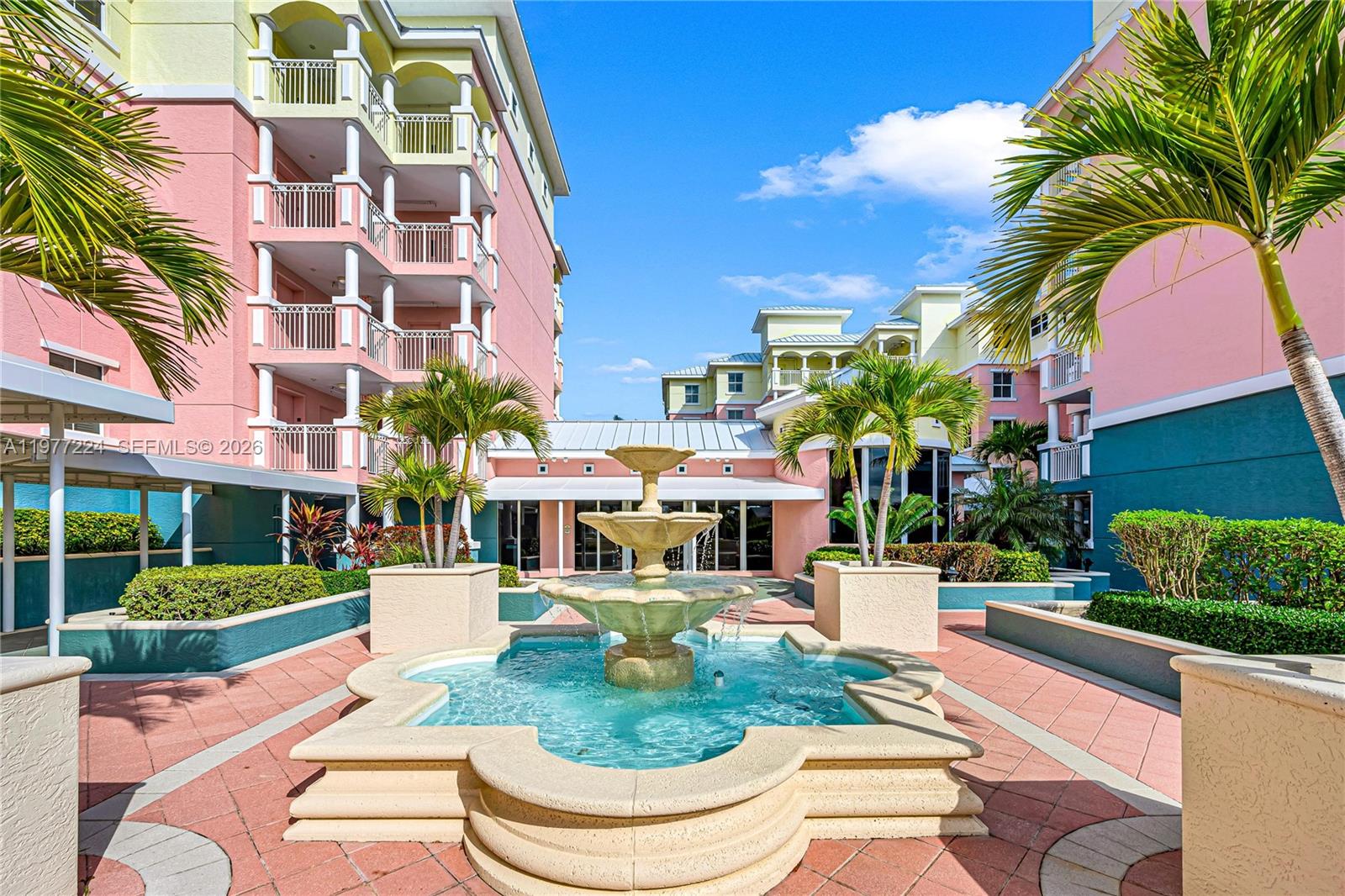 2051 SE 3rd St #407, Deerfield Beach FL 33441