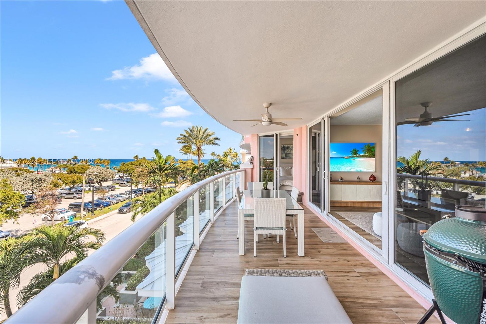 2051 SE 3rd St #407, Deerfield Beach FL 33441