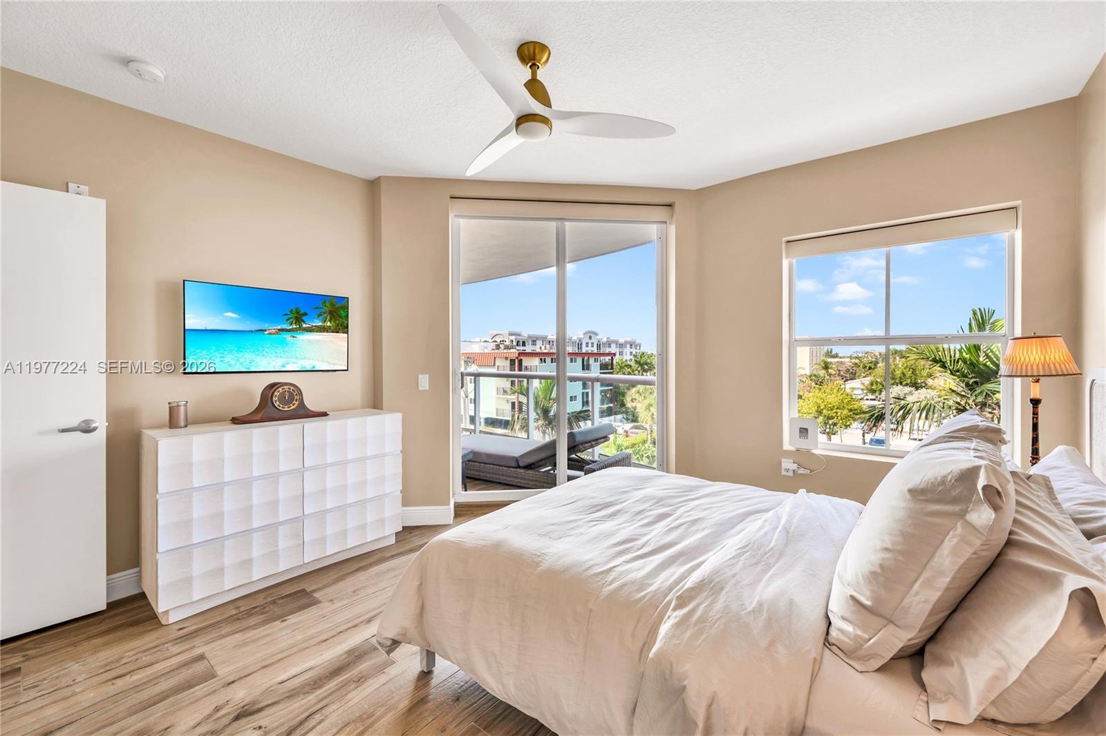 2051 SE 3rd St #407, Deerfield Beach FL 33441